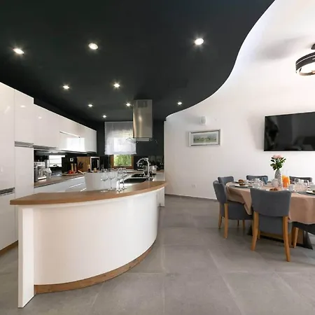 Villa San Lorenzo By Interhome Brtonigla