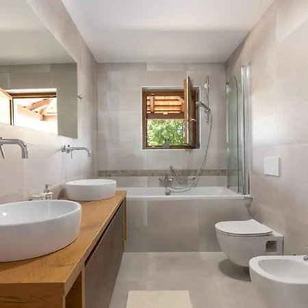 San Lorenzo By Interhome