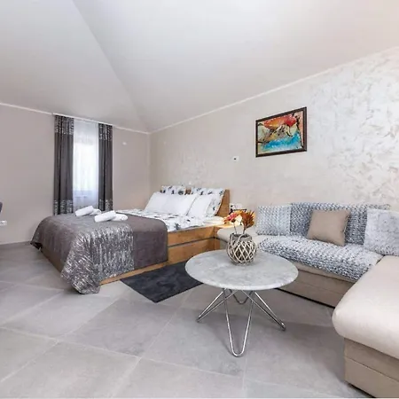 Villa San Lorenzo By Interhome Brtonigla